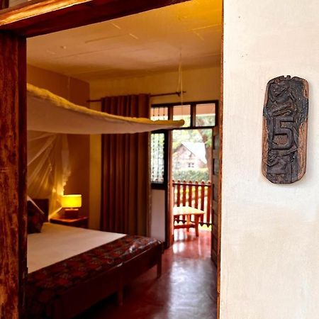 Kilimanjaro Lodge - Mcf โมชิ ภายนอก รูปภาพ